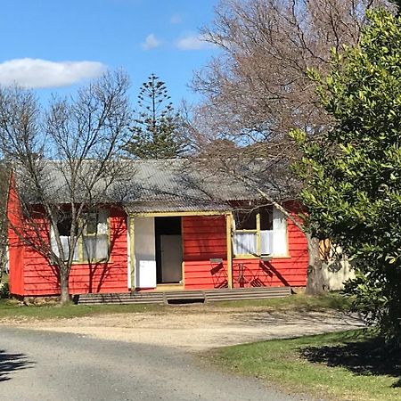 Somerset Beachside Cabin And Caravan Park Extérieur photo
